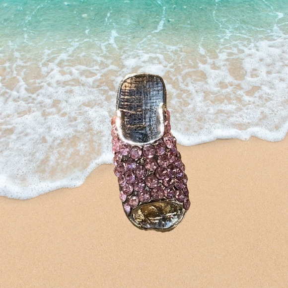An Adorable Pink Rhinestones Sandal Brooch - Picture 1 of 12